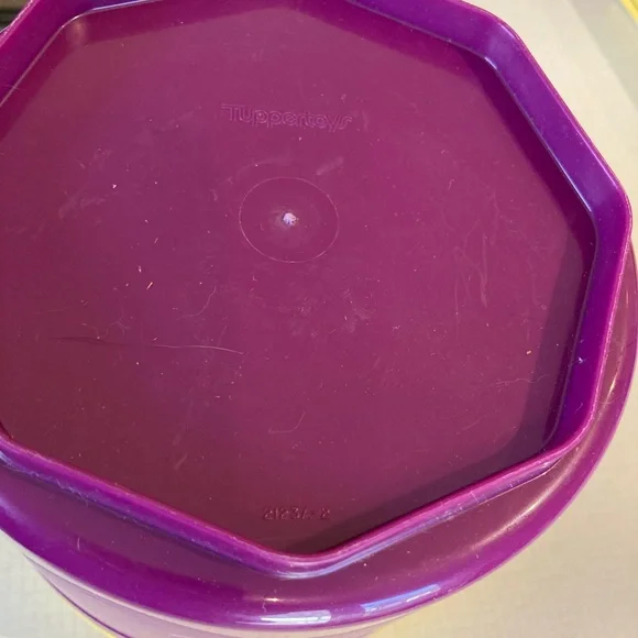 Vintage Tupperware toys shape o bucket sorter - Picture 4 of 5